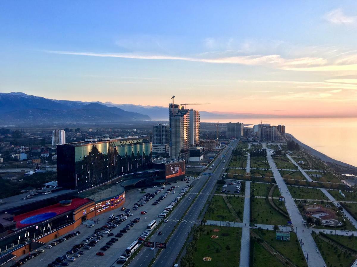 Coast Batumi Apart Hotel Exterior photo
